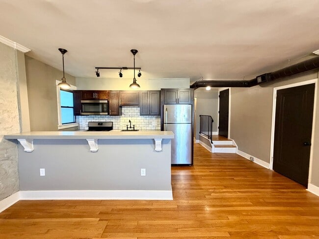 Photo - 5612 Beacon St Apartment