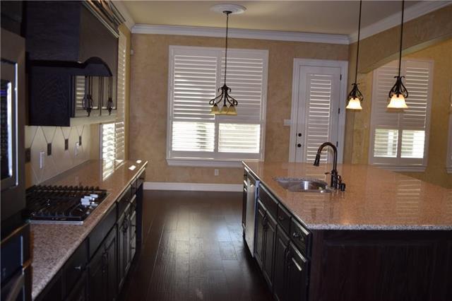 Foto del edificio - 115 Oakwood Ln