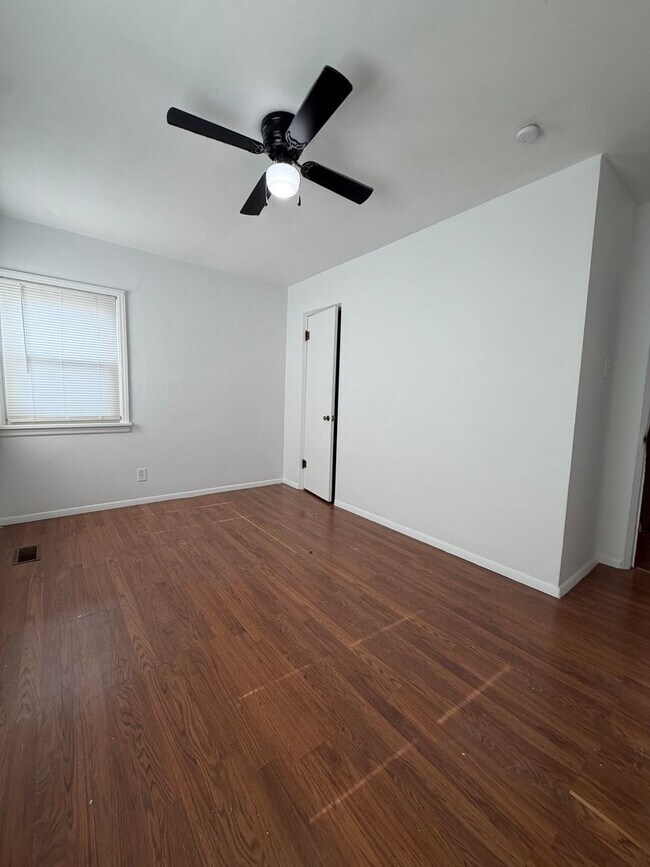 Foto del edificio - 3 bed | 1 bath Home for Rent in Granite City