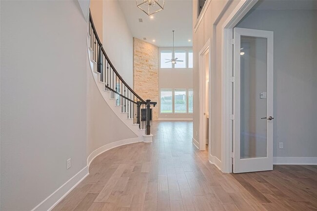 Building Photo - 1322 McMurtry Ridge Dr