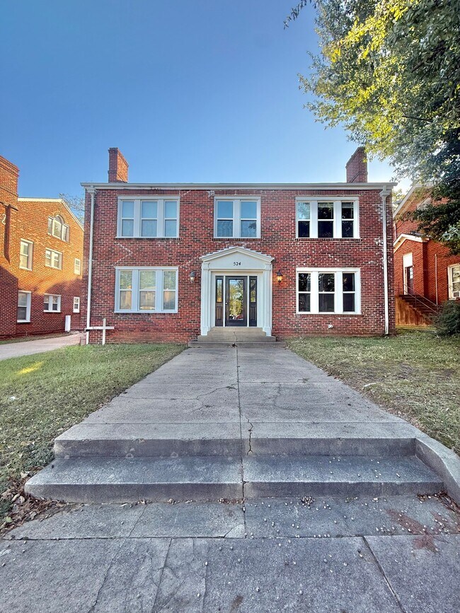 Foto del edificio - 524 S Fannin Ave
