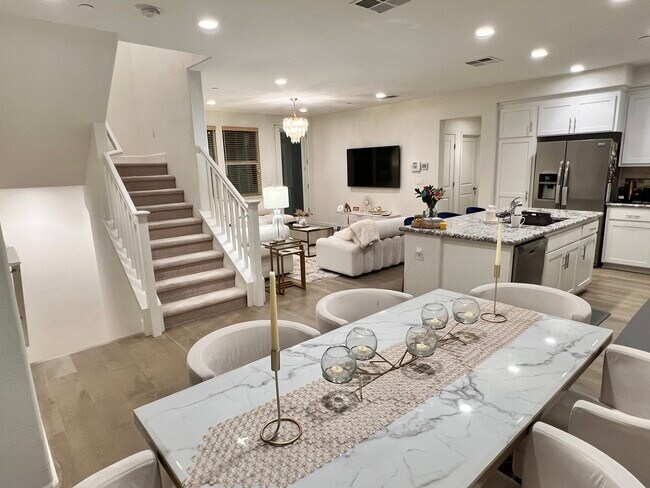 Foto del edificio - 5632 Pandorea Terrace