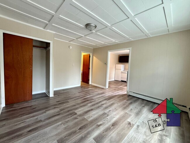 Foto del edificio - 150 Fairground Rd