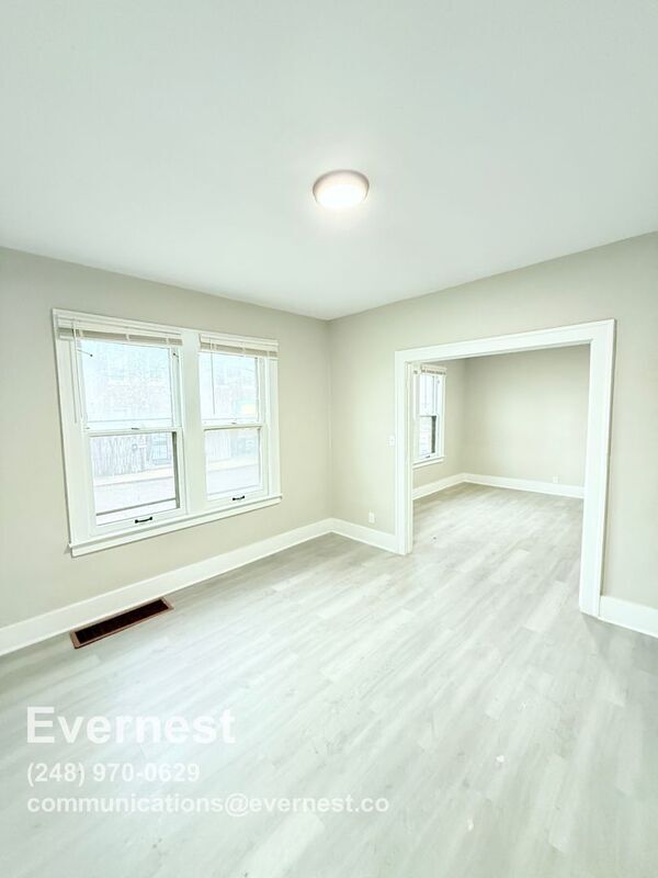 Building Photo - 5440 Milford St
