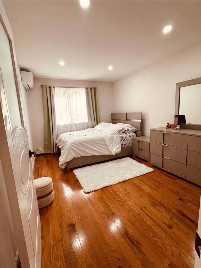 Foto del edificio - 2136 47th St