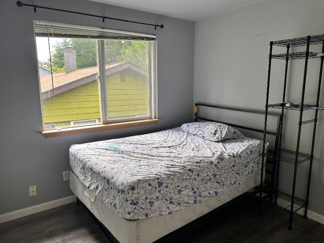 Foto del edificio - 8408 22nd Ave SW