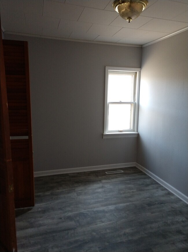 Foto del edificio - 1213 Irvine Ave NW
