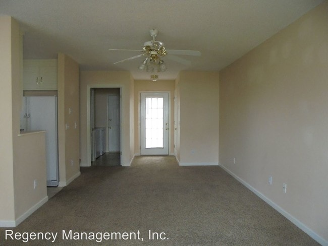 Building Photo - 118 Palm Dr