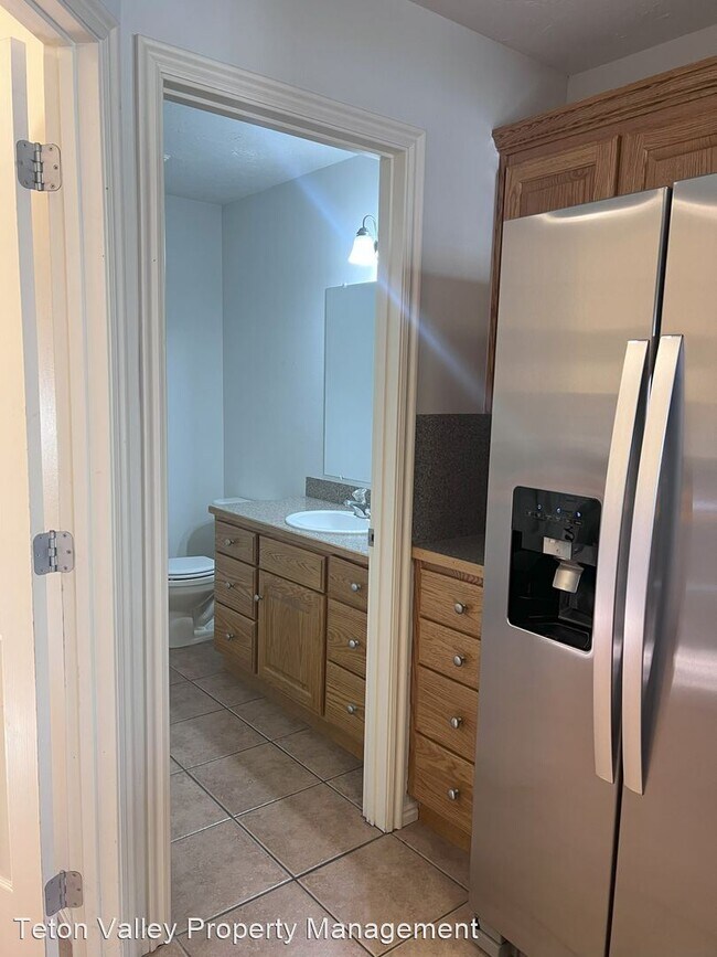 Foto del edificio - 3 br, 1.5 bath House - 30 Cedron Road Unit 2