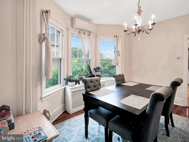 Building Photo - 3 Bells Mill Rd