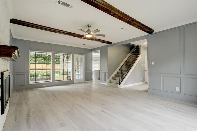 Building Photo - 12435 Piping Rock Dr