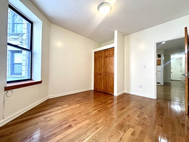 Foto del edificio - 610 W 150th St