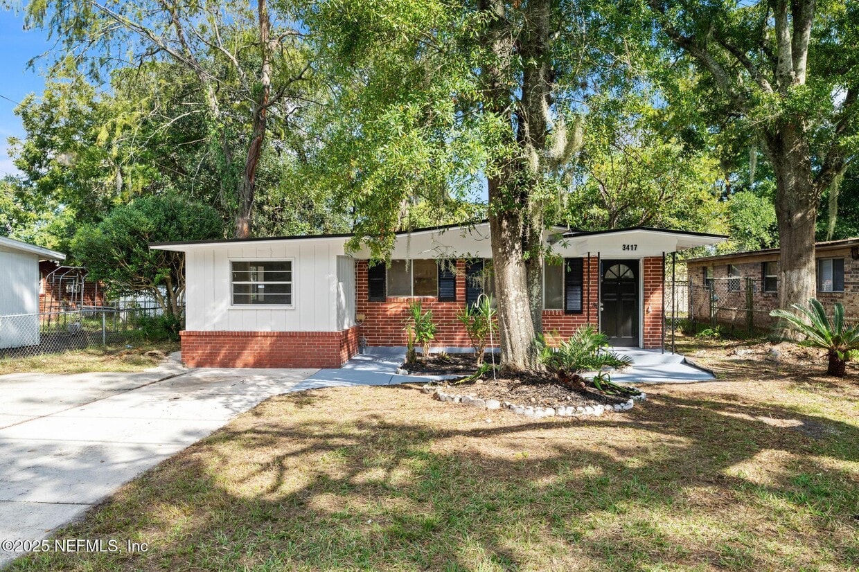 Foto principal - 3417 Madge St