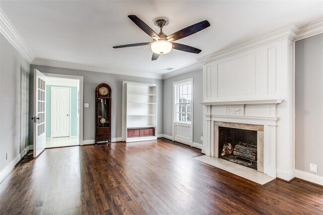Foto del edificio - 3448 Westminster Ave