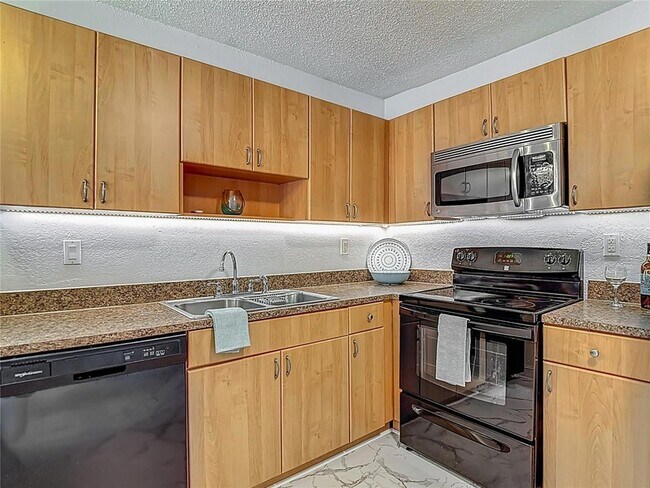 Foto del edificio - 21032 Voyager Blvd