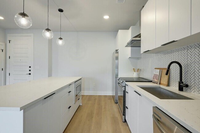 Foto del edificio - 2500 Longview St