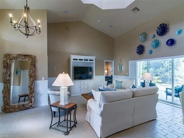 Building Photo - 27100 Flamingo Dr