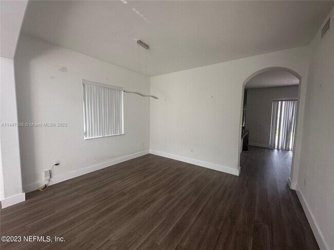 Foto del edificio - 10422 SW 231st Ter