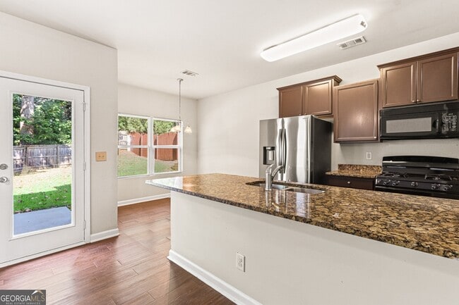 Foto del edificio - 4824 Clarkstone Cir