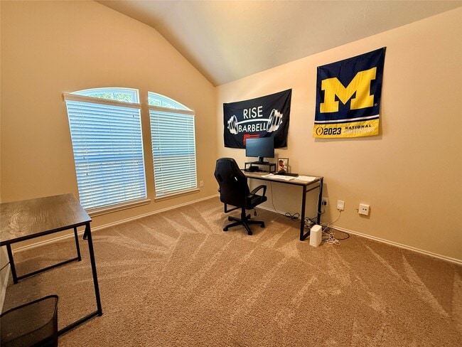 Foto del edificio - 12115 Rockridge Falls Dr