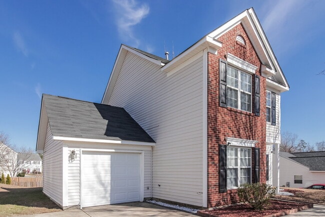 Foto del edificio - 6927 Ayrshire Glen Pl