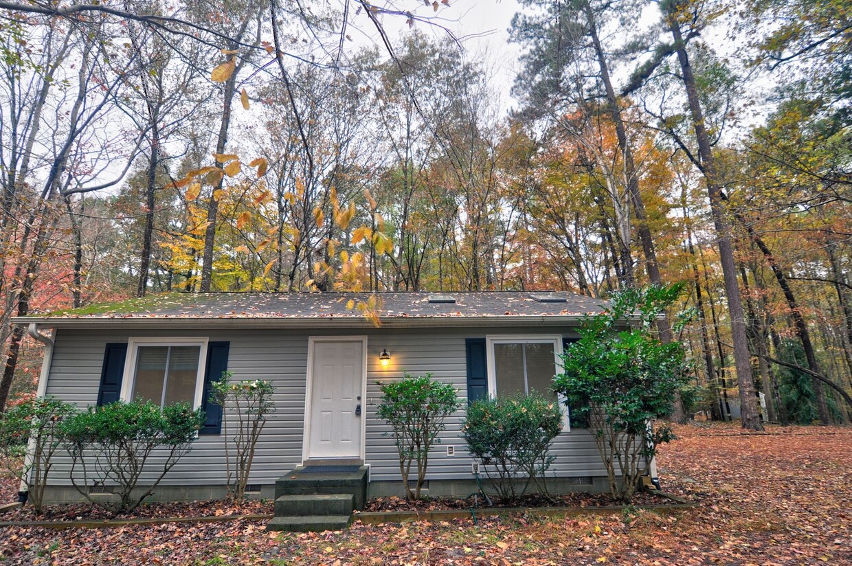 Foto principal - Sweet 2 Bedroom - Close to UNC & Carrboro