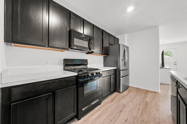 Foto del edificio - 18107 Rockvine Dr