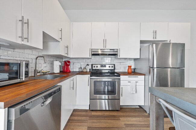 Foto del edificio - 906 Allene Ave SW