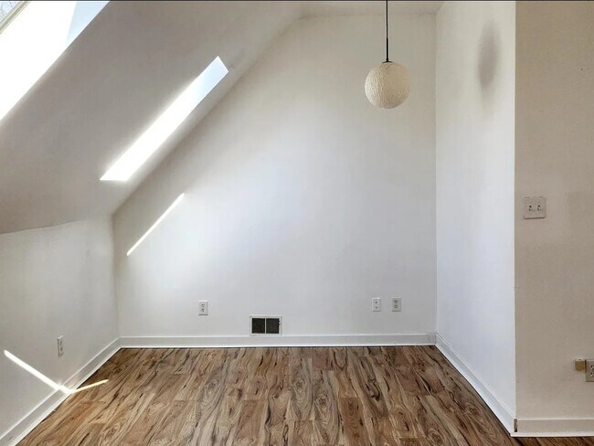 Foto del edificio - 11538 Nagel St