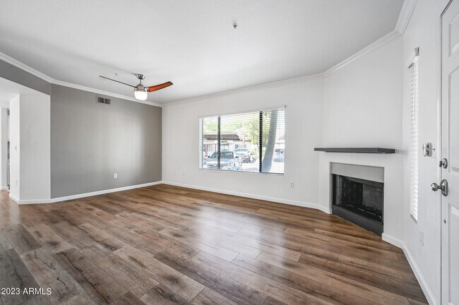 Foto del edificio - 750 E Northern Ave