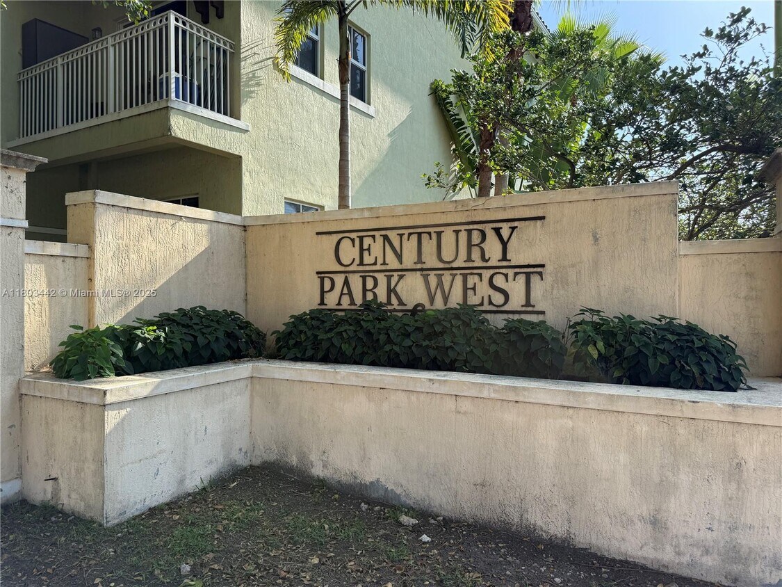 Primary Photo - 290 NW 109th Ave