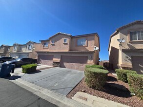 Building Photo - 6584 Marilyn Monroe Ave