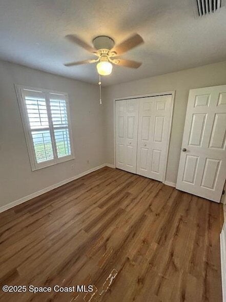 Building Photo - 973 Somerset Ln