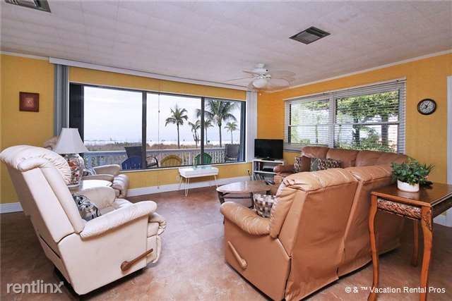 Foto del edificio - 324 Estero Blvd