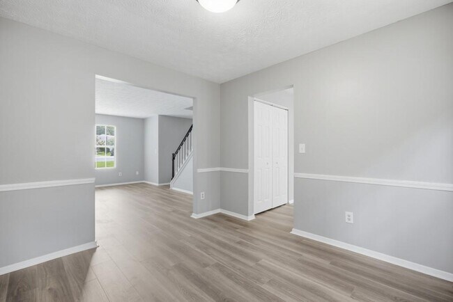 Foto del edificio - 11240 Rotherick Dr