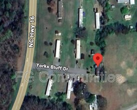 Building Photo - 42 Yorks Bluff Dr