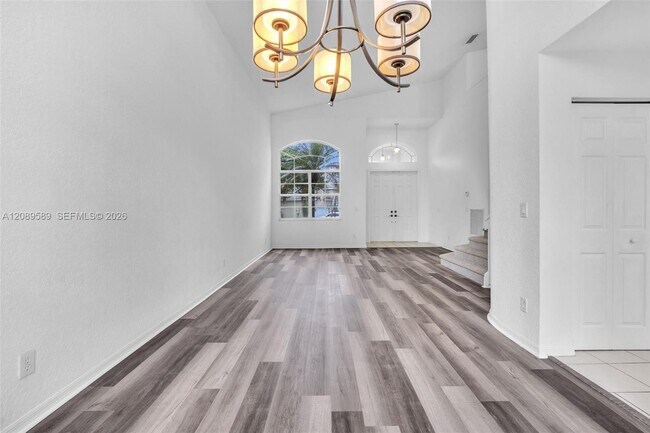 Foto del edificio - 1637 SW 156th Ave