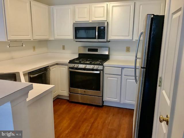 Building Photo - 13105 Millhaven Pl