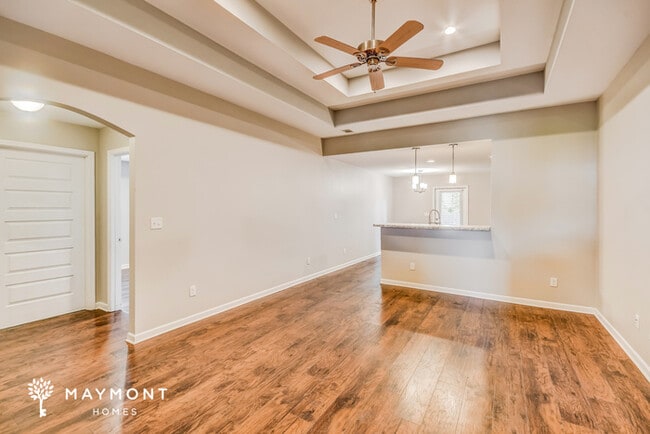 Building Photo - 16388 Pottery Ln