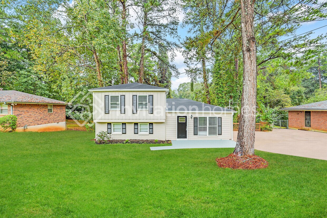 Foto principal - 3141 Flat Shoals Rd