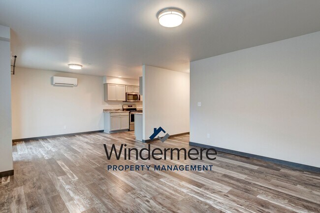 Foto del edificio - 3 Bedroom, 2 Bath Condo in Summerwind Community