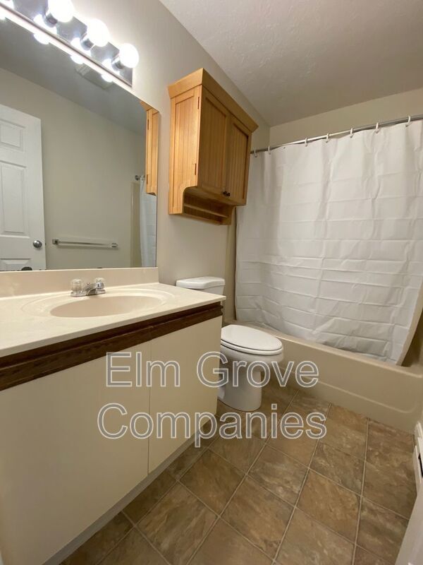 Foto del edificio - 17 Indian Brook Cir