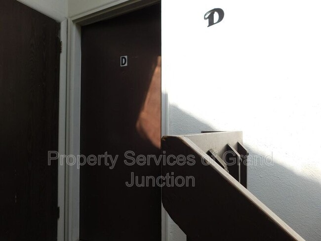Foto del edificio - 805 E Cedar Ct