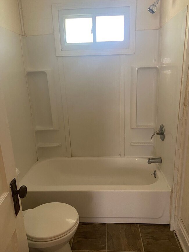 Foto del edificio - Great 2 Bedroom home in Kansas City!