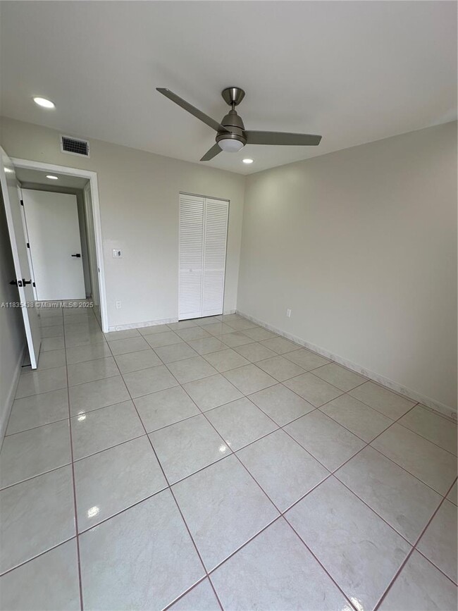 Building Photo - 7747 SW 86th St
