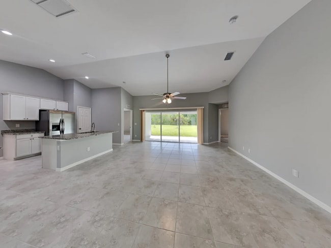 Building Photo - 477 San Cristobal Ave