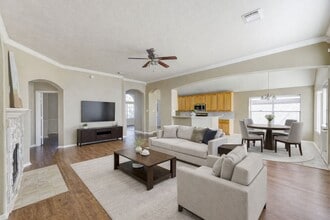 Building Photo - 44 Atascadero Dr