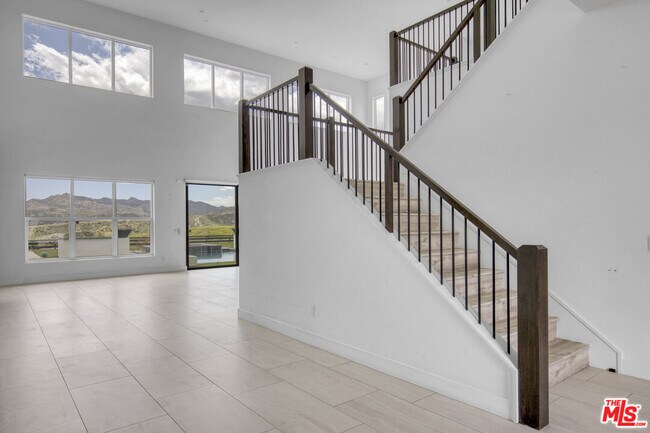 Building Photo - 12509 Saddle Ct