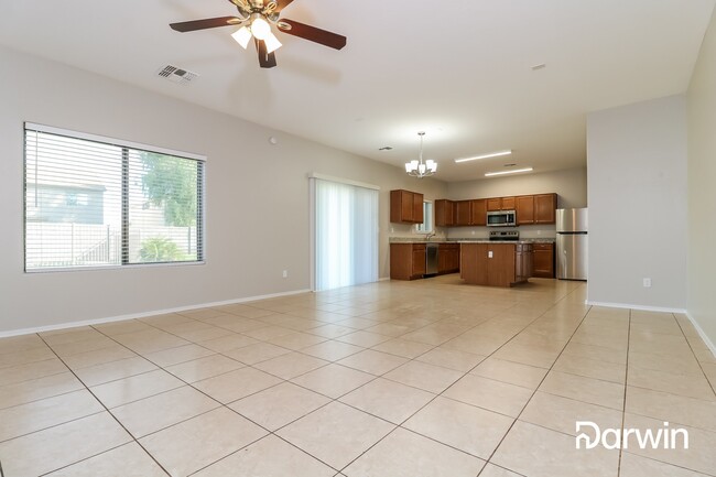 Building Photo - 17278 W Maui Ln, Surprise, AZ 85388