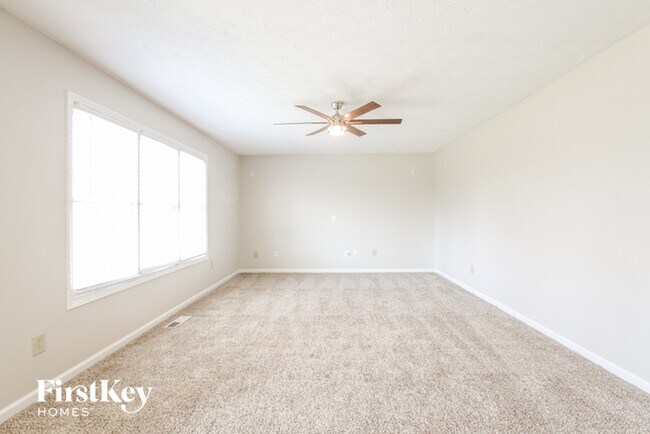 Building Photo - 1071 Heatherwood Dr